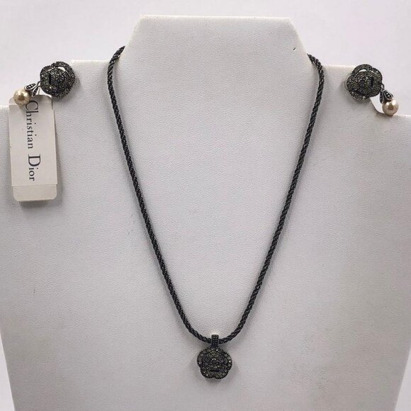 Christian Dior Rhinestone Flower Pendant Antiqued Silver Necklace Earring Set - Picture 1 of 8
